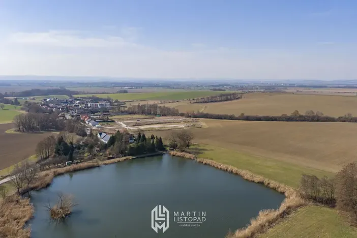 Prodej pozemku pro bydlení, Komárov, 743 m2