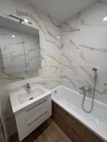 Pronájem bytu 2+1, Kaznějov, 57 m2