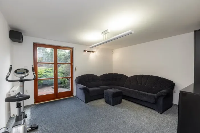 Prodej rodinného domu, Ohrobec, Oblouková, 452 m2