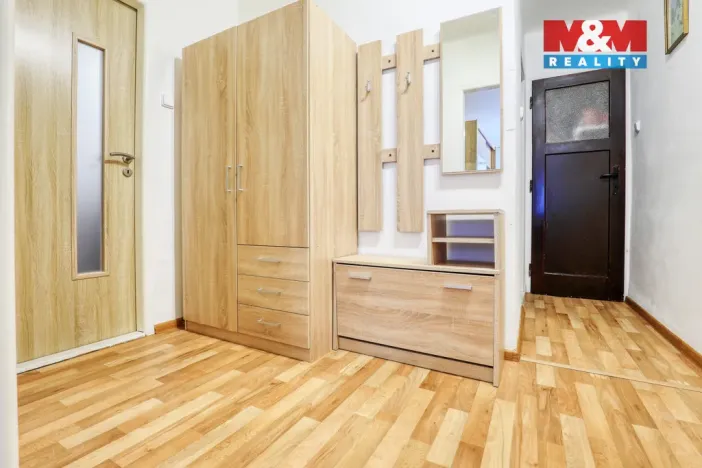 Pronájem bytu 2+1, Solenice, 55 m2