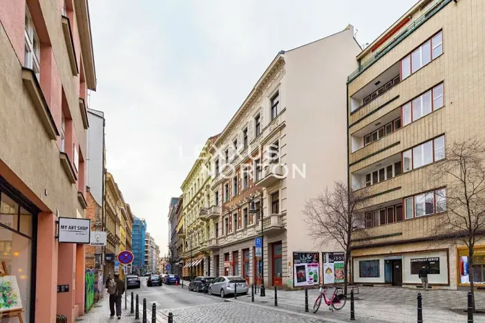 Prodej bytu 3+1, Praha - Nové Město, Soukenická, 99 m2