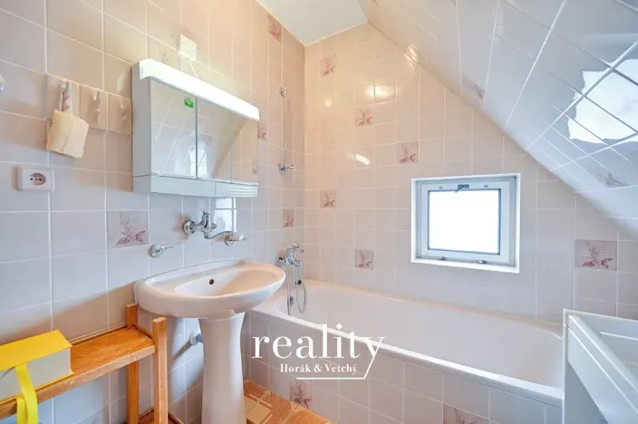 Prodej rodinného domu, Znojmo, 480 m2