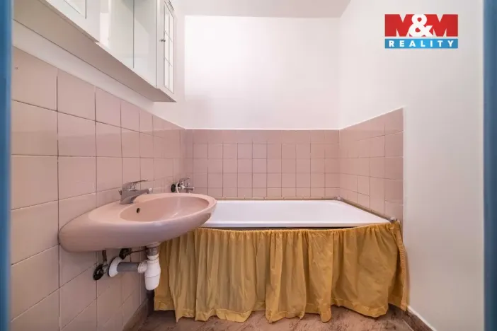 Prodej bytu 3+1, Plzeň, Kralovická, 70 m2