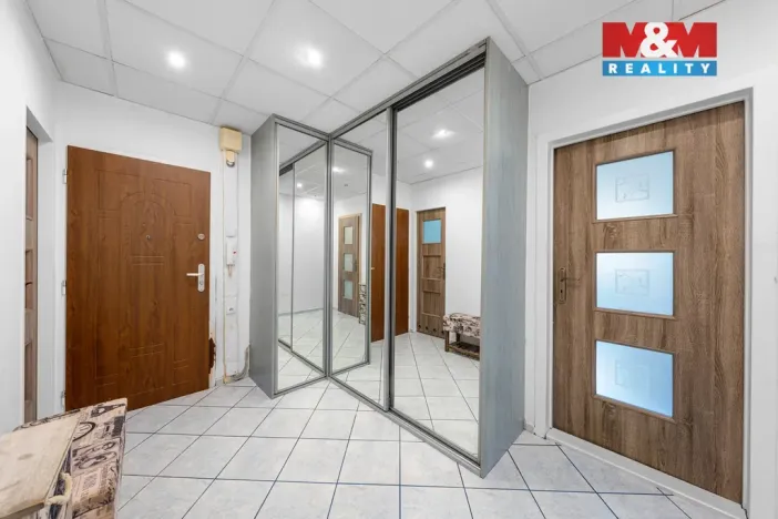 Prodej bytu 3+1, Ústí nad Labem - Mojžíř, Picassova, 78 m2