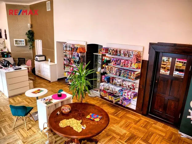 Pronájem obchodního prostoru, Brno, Štefánikova, 117 m2
