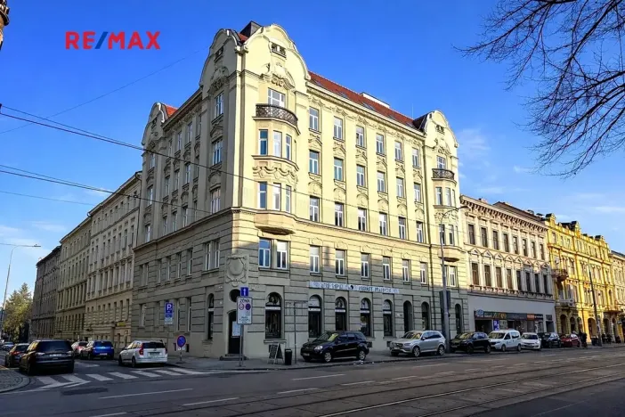 Pronájem obchodního prostoru, Brno, Štefánikova, 117 m2