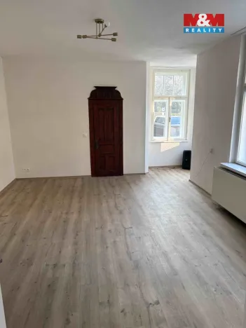 Pronájem bytu 1+1, Benešov nad Ploučnicí, Děčínská, 48 m2