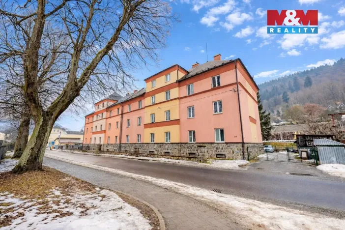 Prodej bytu 2+1, Hanušovice, Školní, 60 m2