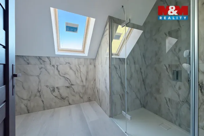 Prodej rodinného domu, Smolné Pece, 202 m2