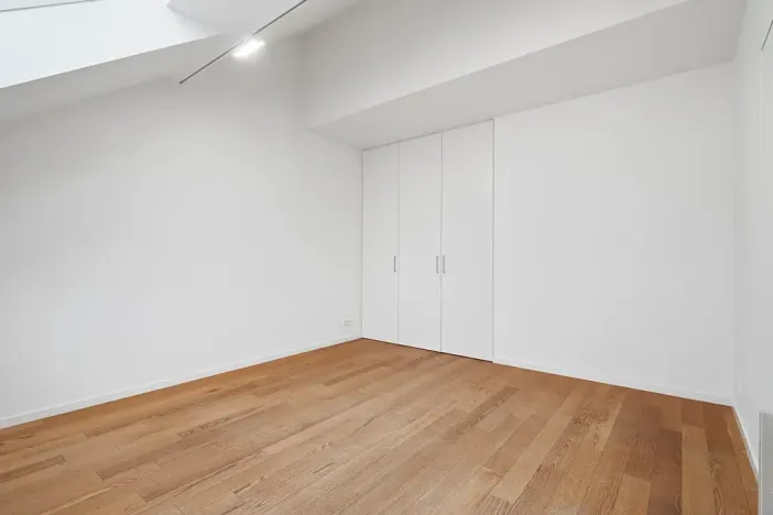 Pronájem bytu 3+1, Praha - Bubeneč, U akademie, 129 m2