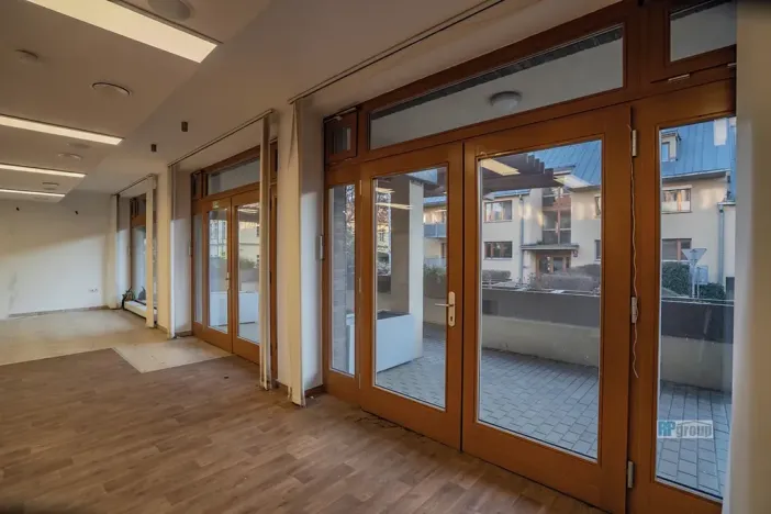 Pronájem obchodního prostoru, Praha - Hlubočepy, Hlubočepská, 104 m2