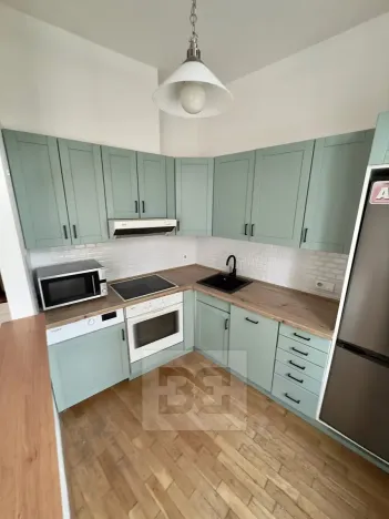 Pronájem bytu 2+kk, Praha - Holešovice, Umělecká, 58 m2