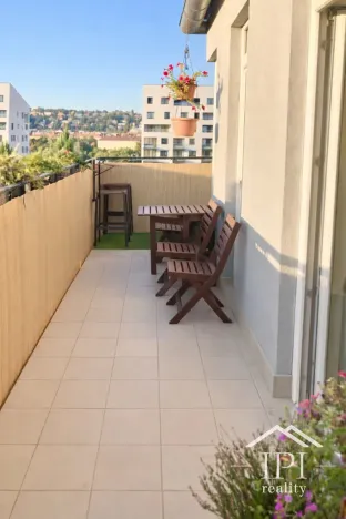 Pronájem bytu 4+kk, Praha - Vysočany, Kabešova, 90 m2