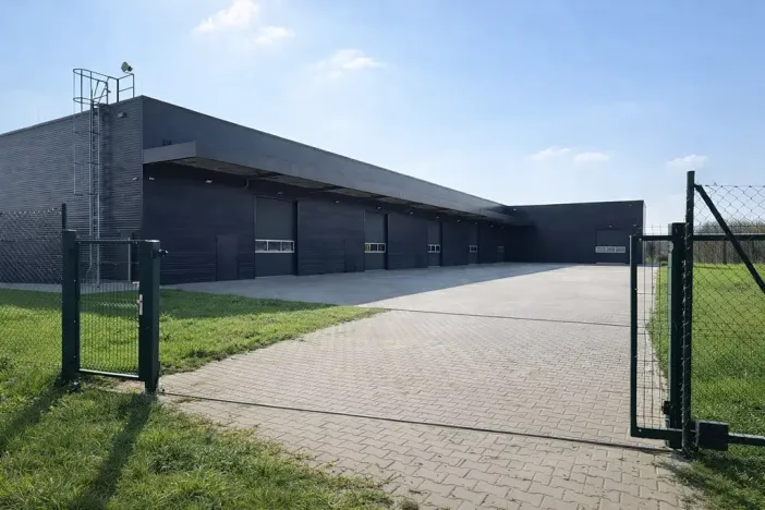 Prodej skladu, Mělník, 1210 m2