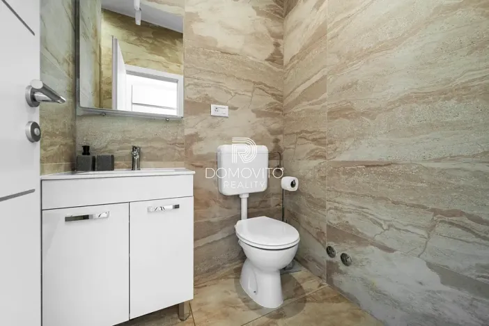 Prodej rodinného domu, Novalja, Chorvatsko, Velebitska ulica, 168 m2