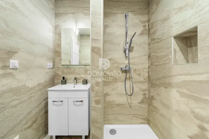 Prodej rodinného domu, Novalja, Chorvatsko, Velebitska ulica, 168 m2