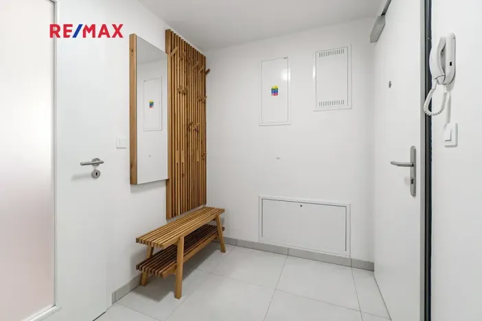 Pronájem bytu 2+kk, Praha - Břevnov, Radimova, 64 m2