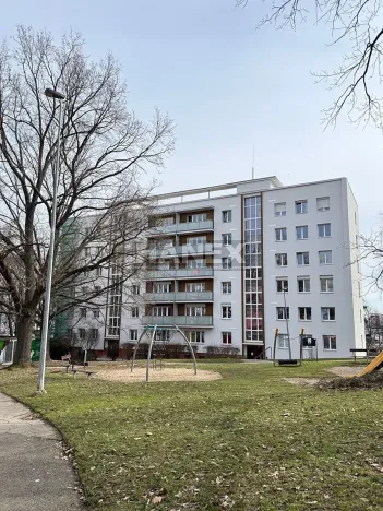 Prodej bytu 3+1, Praha - Žižkov, Spojovací, 60 m2