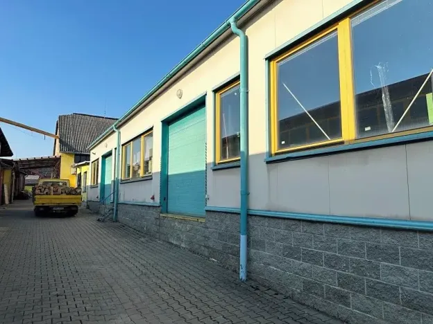 Prodej výrobních prostor, Osek nad Bečvou, 2800 m2