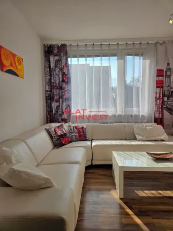 Pronájem bytu 1+1, Praha - Kobylisy, Akátová, 33 m2