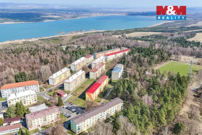 Prodej bytu 2+1, Bukovany, 51 m2