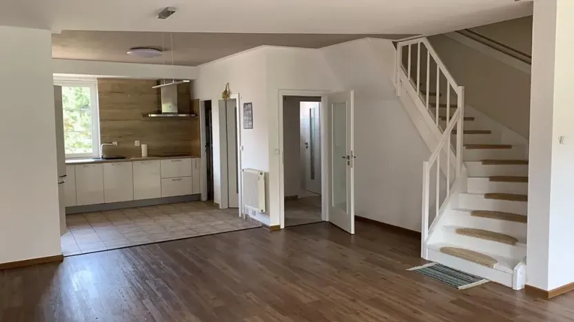 Pronájem rodinného domu, Velké Přílepy, Smetanova, 236 m2