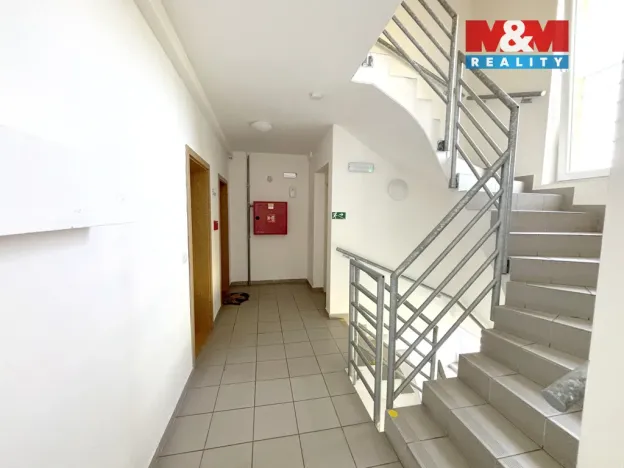 Prodej bytu 2+kk, Lovosice, Osvoboditelů, 67 m2