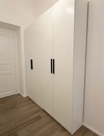 Pronájem bytu 2+1, Praha - Nové Město, Opletalova, 80 m2