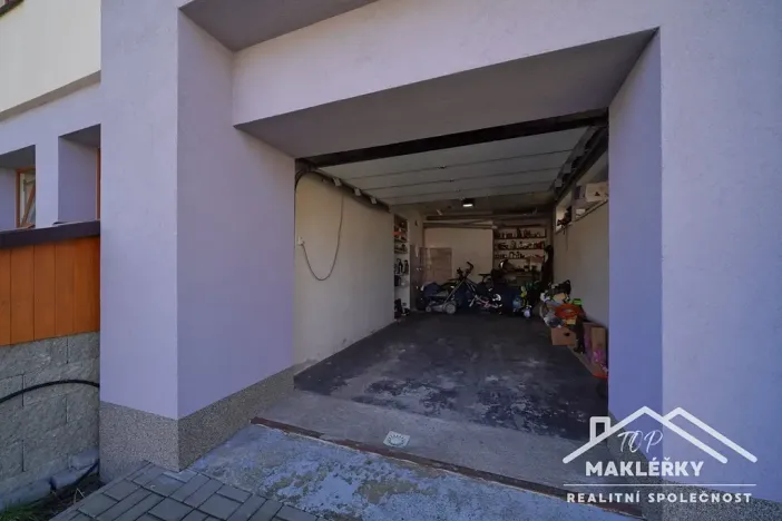 Prodej rodinného domu, Zásmuky, Sladkovského, 186 m2