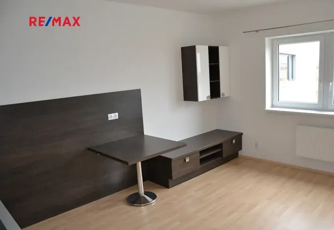 Pronájem bytu 1+kk, Plzeň, Štefánikova, 32 m2