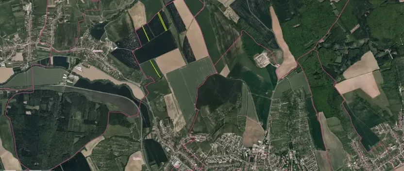 Prodej podílu pole, Uherský Brod, 7704 m2