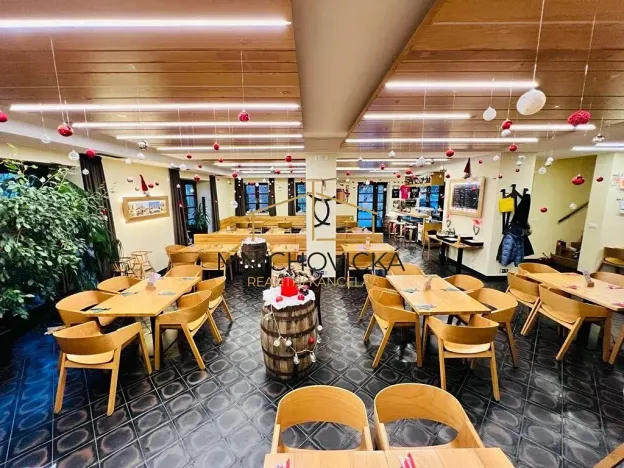 Prodej restaurace, Říčany, Olivova, 909 m2