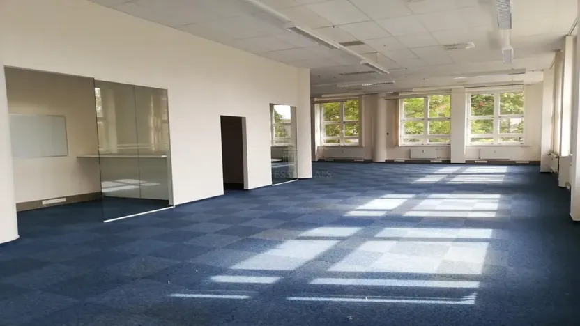 Pronájem kanceláře, Praha - Veleslavín, Na okraji, 347 m2
