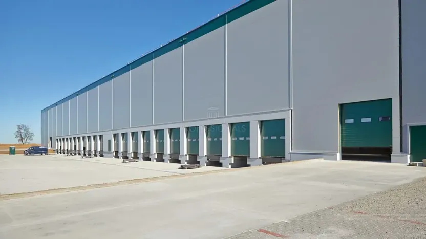 Pronájem skladu, Jeneč, Průmyslová, 2638 m2