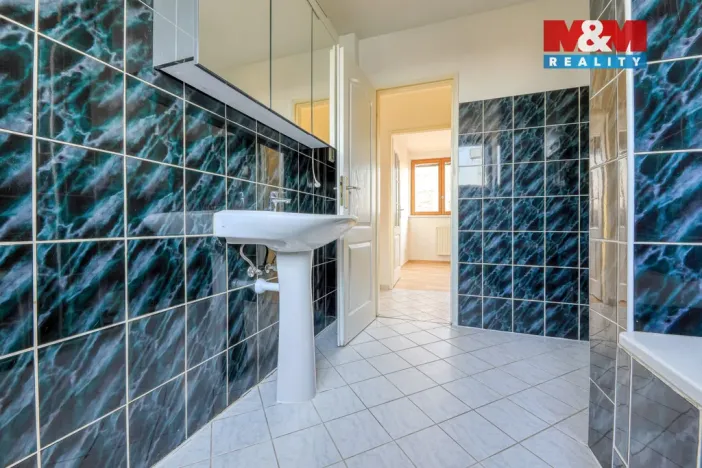 Prodej bytu 4+kk, Vejprnice, Dukelská, 108 m2