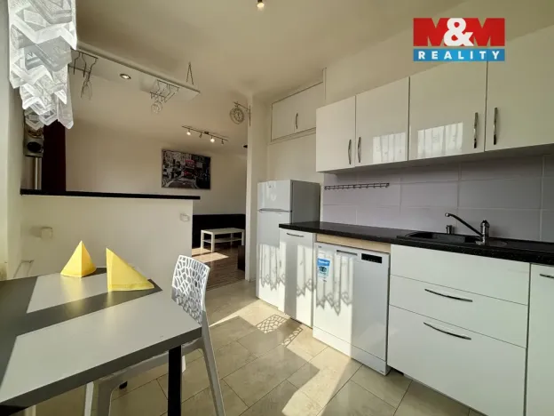 Prodej bytu 2+1, Ostrava - Poruba, Opavská, 57 m2