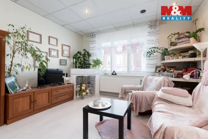 Prodej činžovního domu, Kravaře, 180 m2