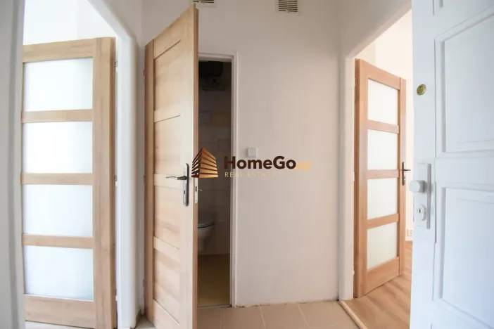 Pronájem bytu 1+1, Praha - Vršovice, Sevastopolská, 30 m2