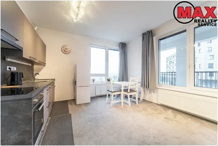Pronájem bytu 1+kk, Praha - Ruzyně, Stočesova, 35 m2