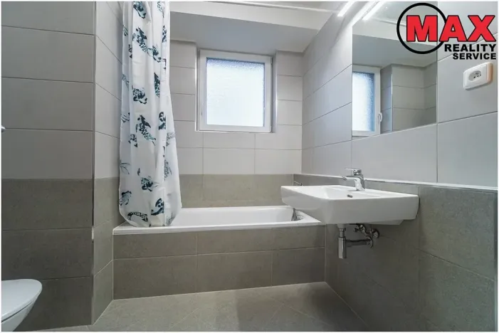 Pronájem bytu 1+kk, Praha - Ruzyně, Stočesova, 35 m2