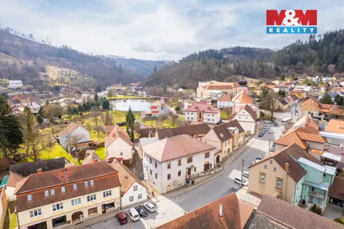 Prodej rodinného domu, Nedvědice, 411 m2