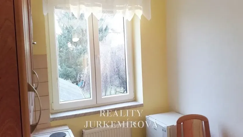 Pronájem bytu 1+kk, České Budějovice, Husova tř., 25 m2