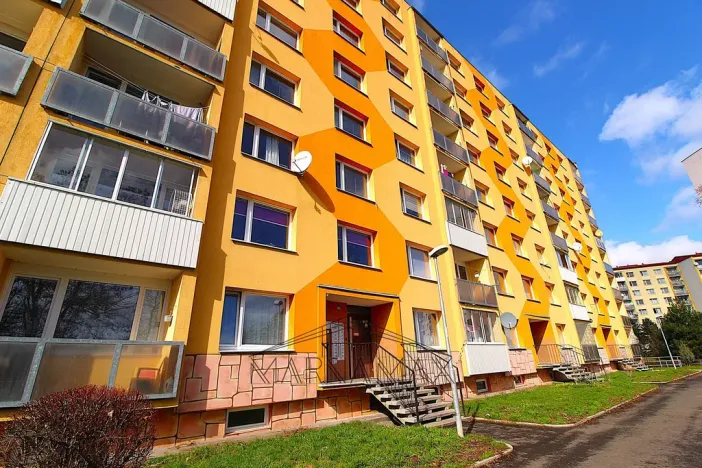 Prodej bytu 1+1, Chomutov, Jirkovská, 36 m2