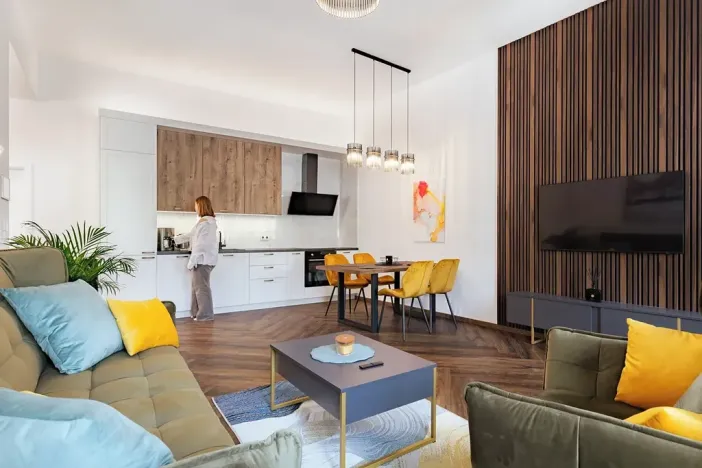 Prodej bytu 3+kk, Horní Planá, Náměstí, 83 m2