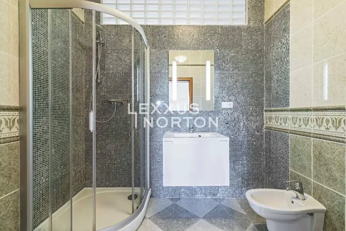 Pronájem vily, Průhonice, U Komárova, 610 m2