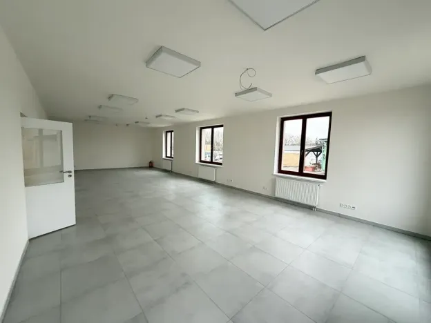 Pronájem kanceláře, Dobřejovice, 541 m2