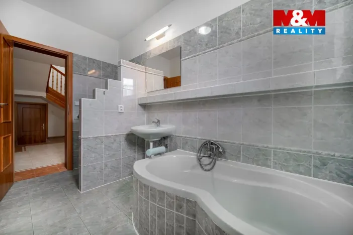 Prodej rodinného domu, Králíky, Kosmonautů, 296 m2