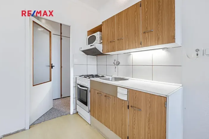 Pronájem bytu 1+1, Jindřichův Hradec, sídliště Vajgar, 42 m2