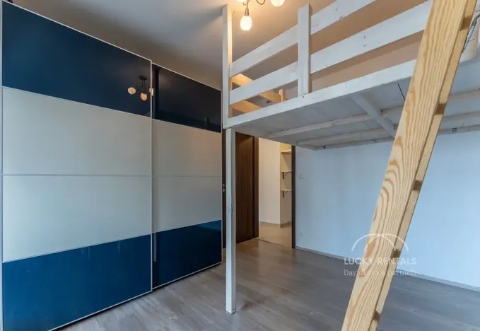 Pronájem bytu 2+kk, Praha - Kamýk, Freiwaldova, 43 m2