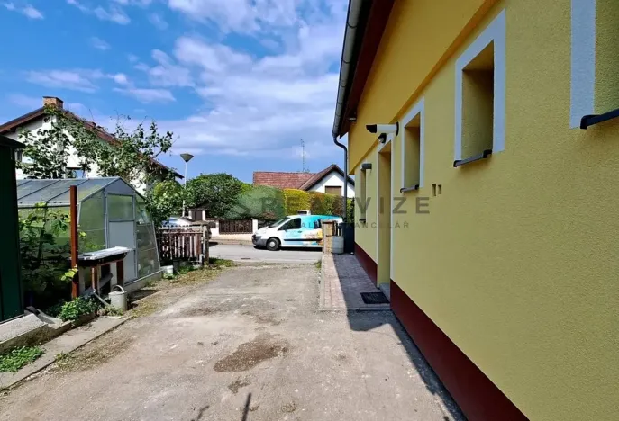 Pronájem bytu 3+1, Hluboká nad Vltavou, Sadová, 60 m2